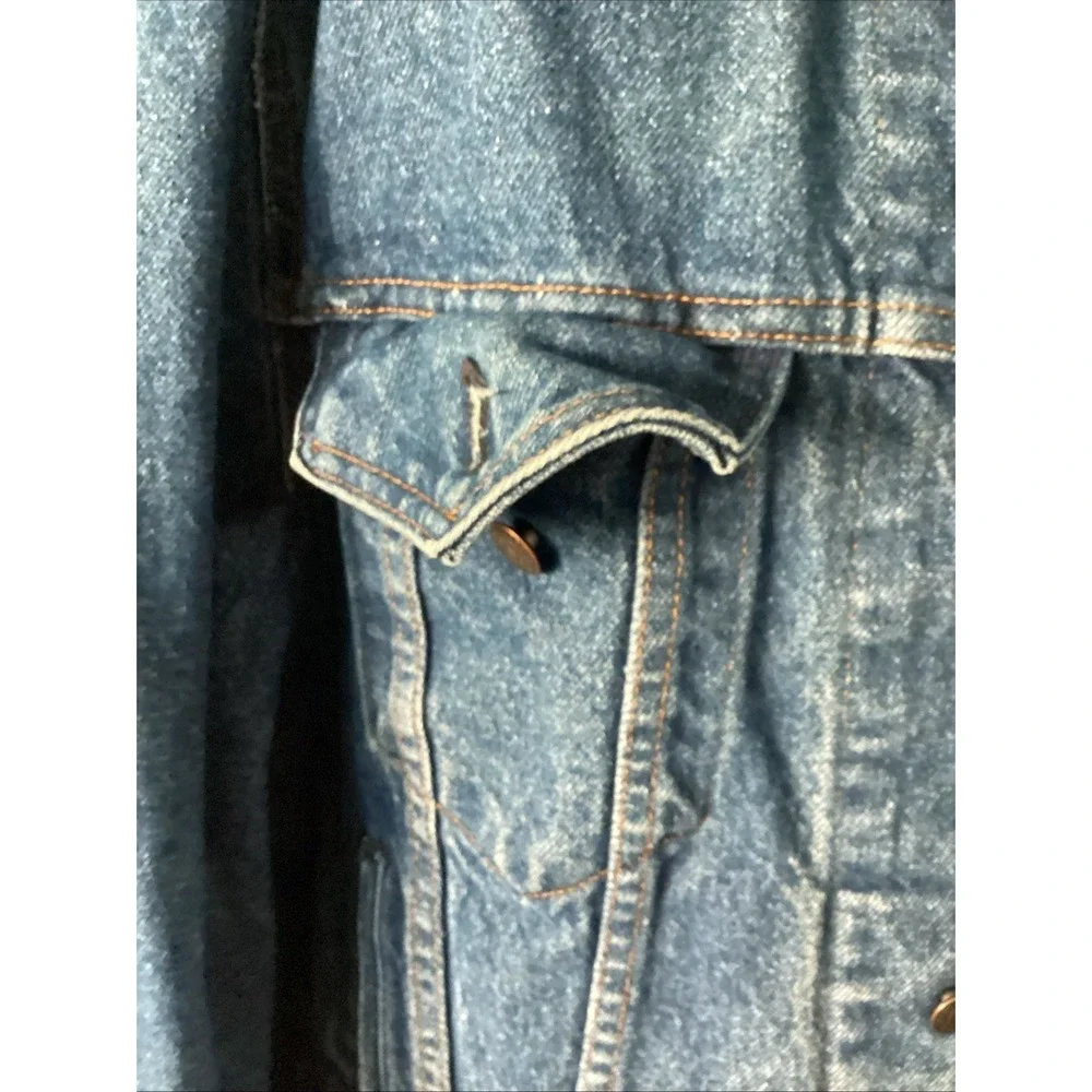 Vintage Levi's Trucker Denim Jacket 70505 0216 Size 46 Made In U.S.A